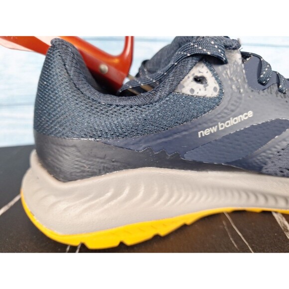 New Balance DynaSoft Nitrel v5 Trail Running Shoes Navy Gray Yellow Men\'s Sz 8.5 main image 12